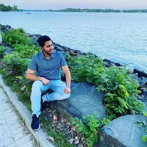 Meet your Posher, Ashish